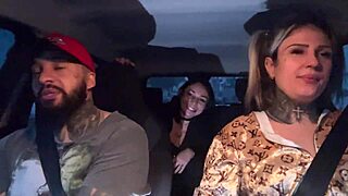 i picked up this skinny 18yo passenger with small tits and she sucked me off till i came in the car