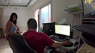 brazilian milf spreads juicy pussy for wild licking breaks