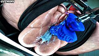 god, that toxic bbw's sloppy wet pussy got fucked so hard she squirted everywhere with toys