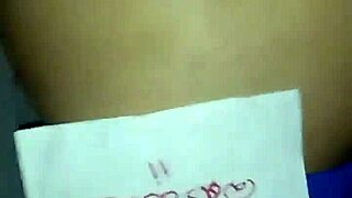 My pulse races for that Arab wife's irresistible hot ass curves