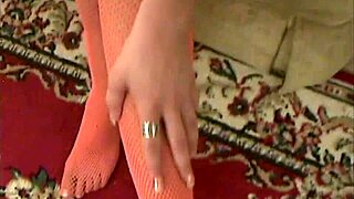 sandi rose teases pantyhose before showing blowjob skills