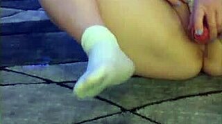 Hotwife Steffi Butterfly Performs Erotic Pussy Dance Seductively