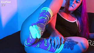 i know your weakness for my sweaty socks and sexy latina feet toes