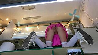 Boss fingers sexy assistant's wet pussy mid customer chat