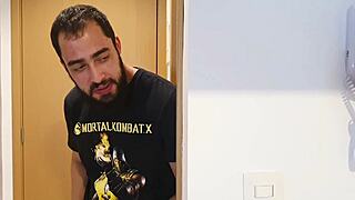 uh oh man this gostosa in kitchen lovin takin my big rola deep