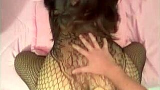 Dirtiest Egyptian slut wife gets pussy pounded by janitor in bedroom till cum