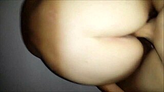 Amateur Milf Wife's Shaved Pussy Cunt Gets Deep Fucked Hard