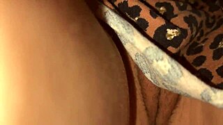 Sexy Big Ass Pussy Close-Up Quivers in Explosive Orgasm
