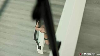 jennifer white back craving deeper anal stretch than ever before?