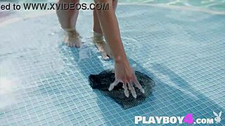 kaitlynn anderson flaunts her amazing big tits in steamy posing display