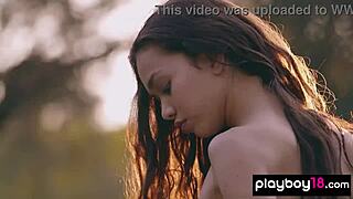 Kit Rysha strips outdoors now!