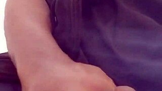 Fantasize girlfriend's slow moist cum stroke?