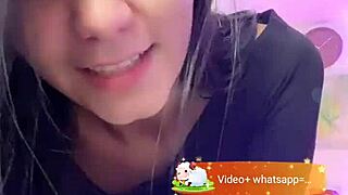 Vale's captivating beauty flashes NIPPLE SLIP in sultry DANCE on Bigo