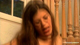 hey maestro, pound my pussy like your wildest piano tune!