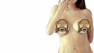 Aida Martinez seductively strips for Peruvian team glory