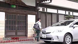 Fingering Japanese Maya Kawamura Leads to Desperate Toys Arousal