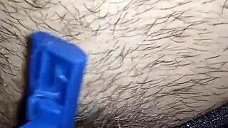 moglie curiosa spreads big pussy wide craving deep solo play