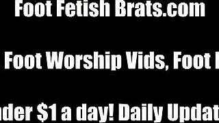 Bella Teases Ayanna's Cute Ebony Toes with Sultry Sucks