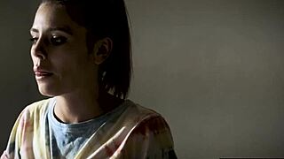 BORDER PATROL POUNDS SQUIRTING BABE WITH BF'S HELP!