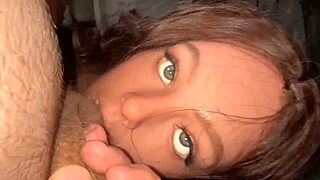 Juicy Chinese fuck doll gf spreads pussy close-up homemade amateur licking