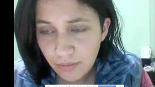 argentinian stunner angeles correa tempts with sultry curves