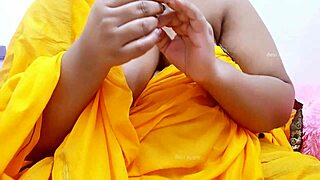 indian beauty flaunts huge natural tits in steamy closeup reveal