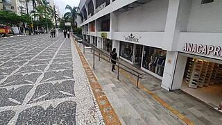 spotted tiniest wet pussy ever at the mall