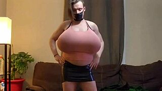 aren't shanneltrav's massive trans boobs the hugest tits you've seen?