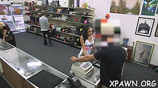 SHOP SLUT DELIVERS ORAL SERVICE STRAIGHT TO HARD FUCK