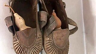 zhang xiaoyu's steamy chinese hairy pussy revealed up close