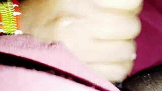 Beautiful Telugu Housewife's Dirty Car Sex Cheating with Boyfriend!