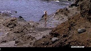 Leticia Brédice flashes perky tits in raw erotic scene