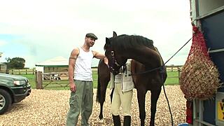 Hey, Angel Long rocks that intense threesome with dp action