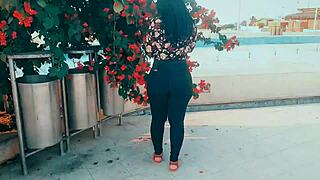 giving 200 to the sexy latina big ass milf for outdoor sex