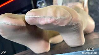 BEAUTIFUL MISTRESS FEET TEASE IN FLESH-COLORED TIGHTS CLOSE-UP!