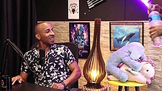 this black top delícia moans oral delights despite thinking cock too small