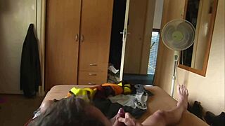 i-i love this huge amateur handjob cumload compilation so much
