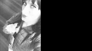 Ashlyhan crossdresser teases big cock fans