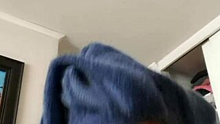 milf's teasing lips lead to creamy facial bliss