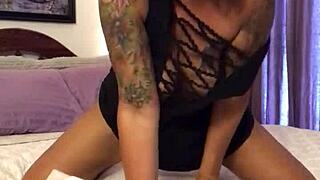 oh god seducing you with my glass dildo... uhh i squirt everywhere now