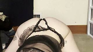 i'm teasing my goth teen fat ass for you spreading juicy cheeks 😈 watch me wiggle it all out