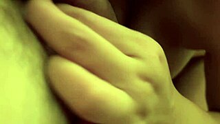 first date turns into hot fuck session with her on top 😏💋