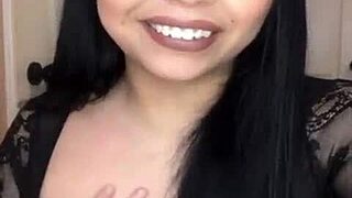 bigo live girl, show those hard nipples closer...