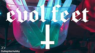 morrigan stuffs latex pantyhose into her wet pussy for foot fetish fun