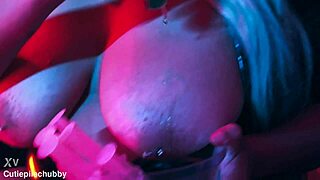 morrigan stuffs latex pantyhose into her wet pussy for foot fetish fun