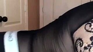 bigo live girl, show those hard nipples closer...