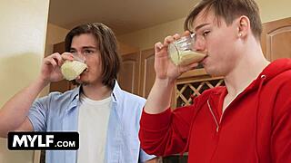 i crave milf creampies in this wild pregnant group contest