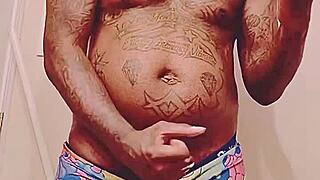 fat black cock unloads jizz before sugar mommy date