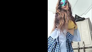 Super horny waiting for boyfriend's hard fuck tonight