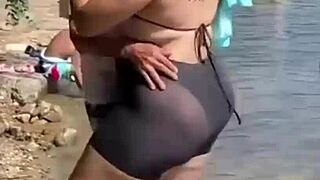 Curvy attractive woman casual meetup